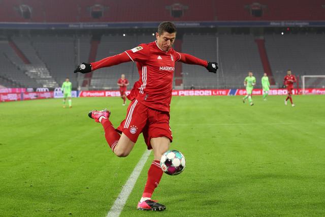 徐杰22+13广东胜同曦 阿不都16+7新疆胜天津